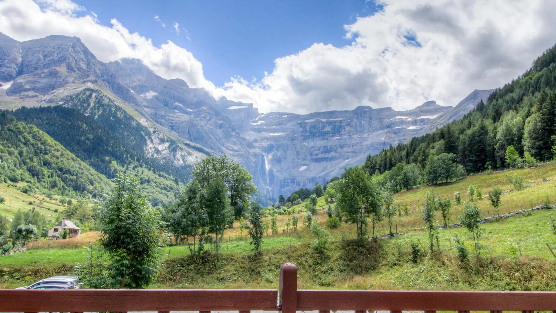 Hotel Les Cimes Gavarnie 0*,  Francia